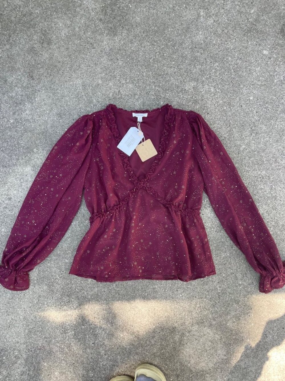 NWT Blu Pepper Long Sleeve Deep V Blouse Puff Sleeves Burgundy Gold Stars Sz S